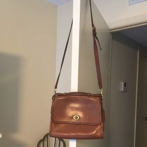 Vintage coach crossbody bag